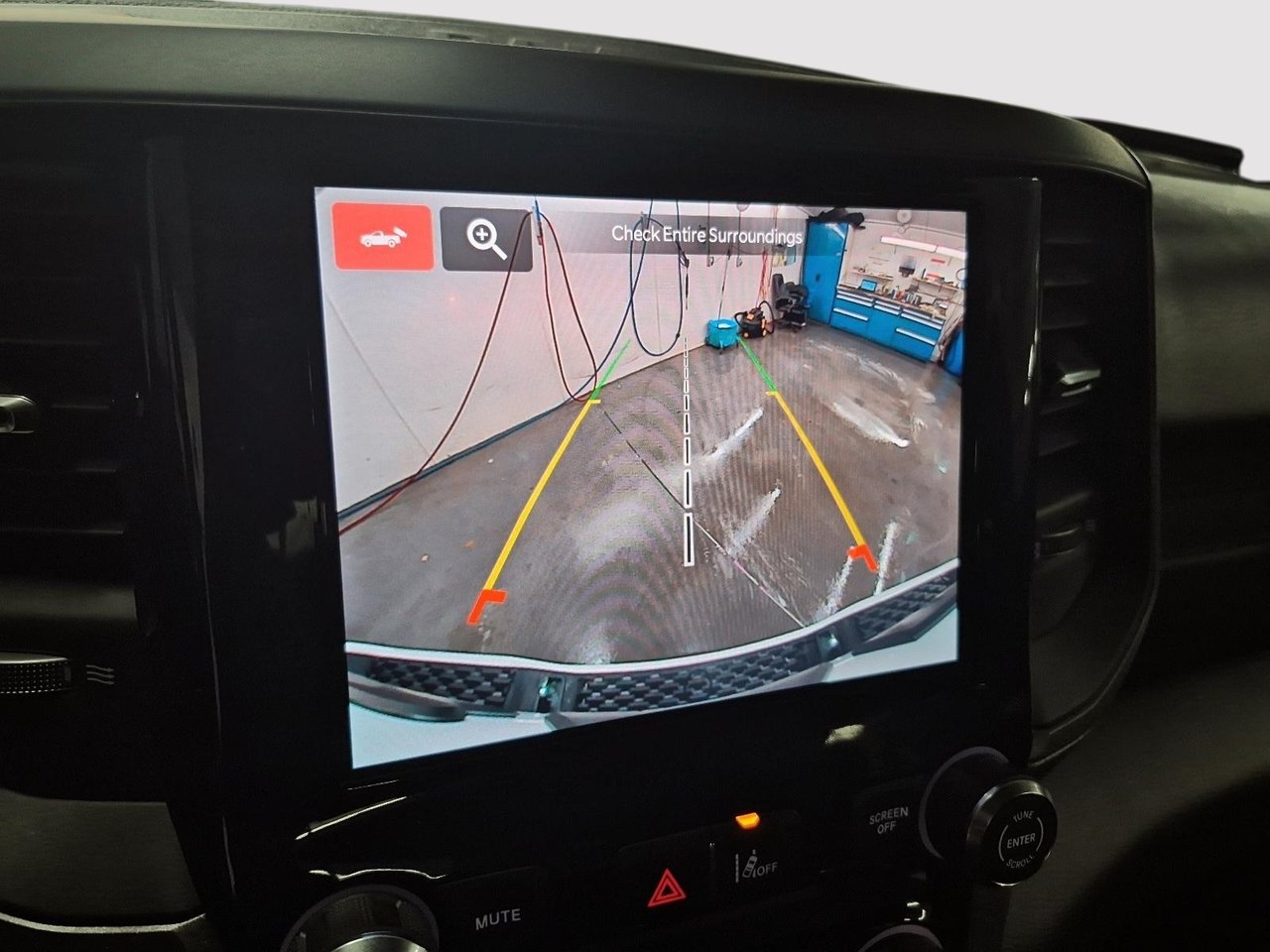 Ram 1500 TRADESMAN 2025-17