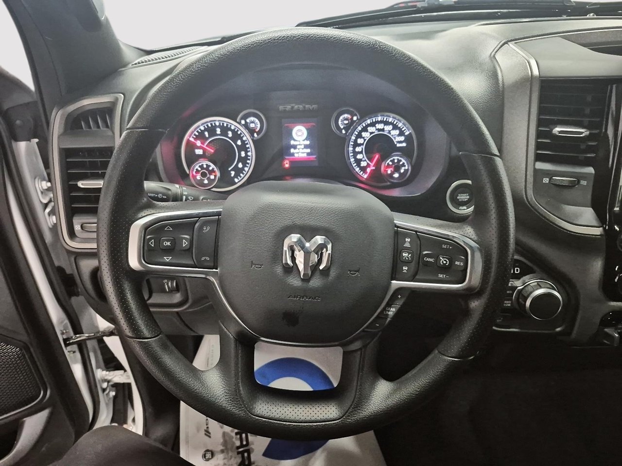 Ram 1500 TRADESMAN 2025-11