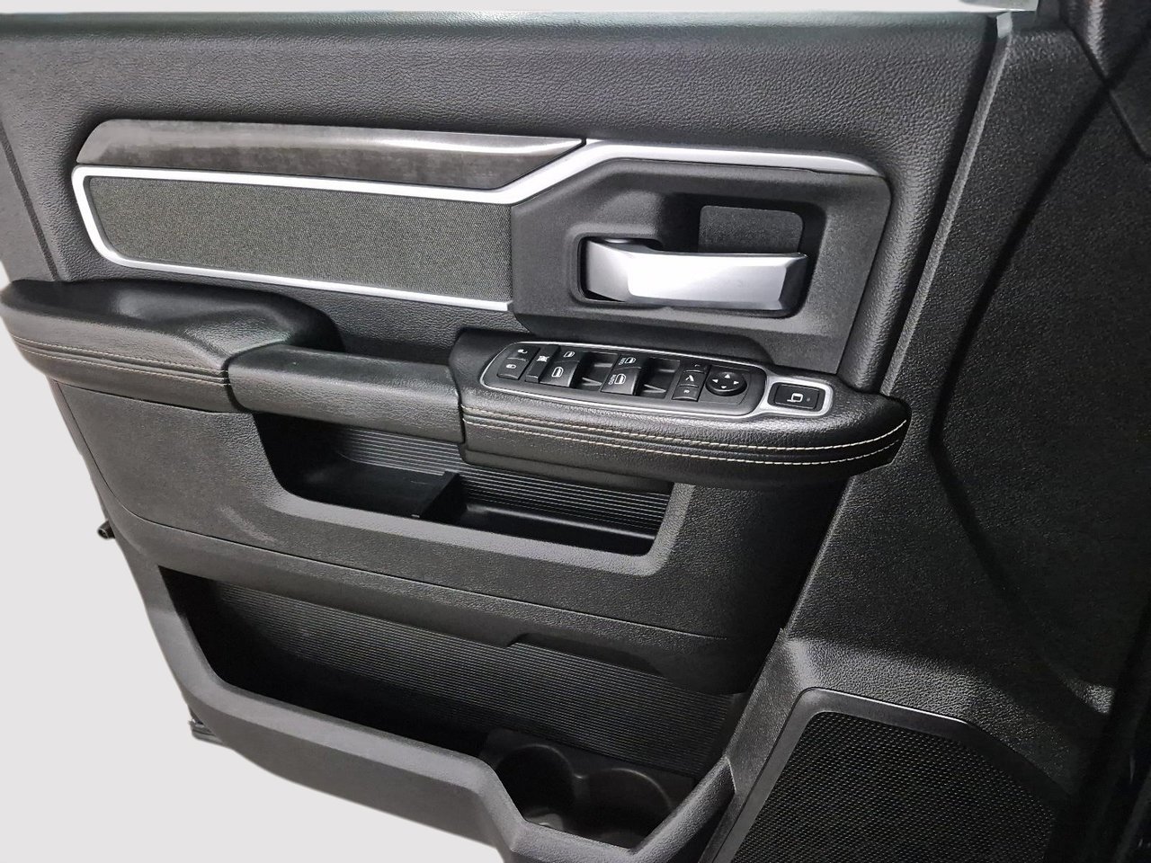 2021 Ram 2500 BIG HORN // 2500 // RAM // HD-10