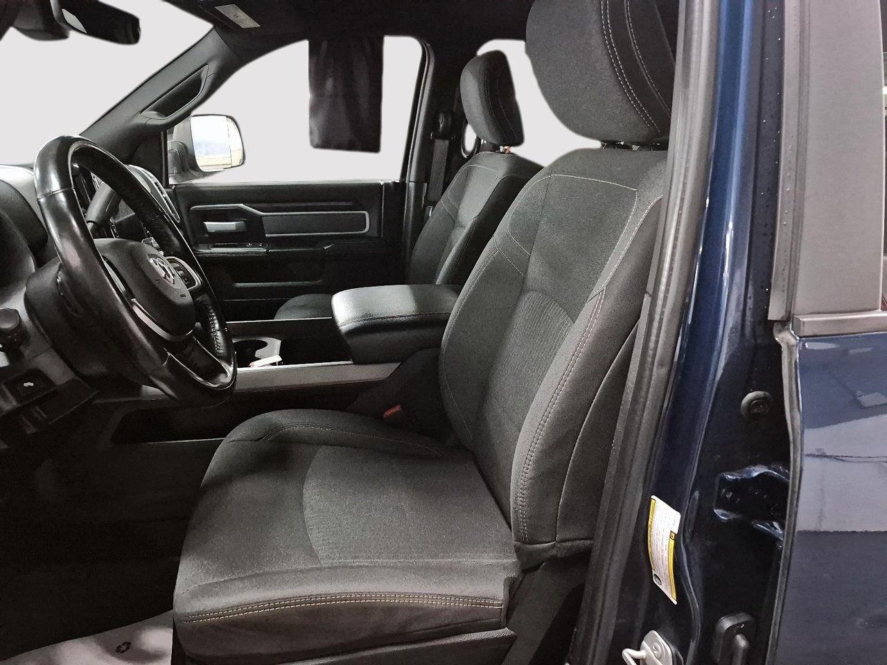 2021 Ram 2500 BIG HORN // 2500 // RAM // HD-8