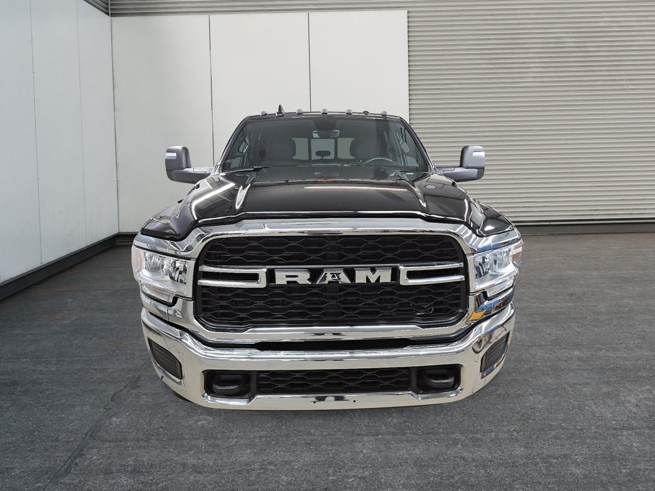 Ram 2500 TRADESMAN // CUMMINS 2024-1