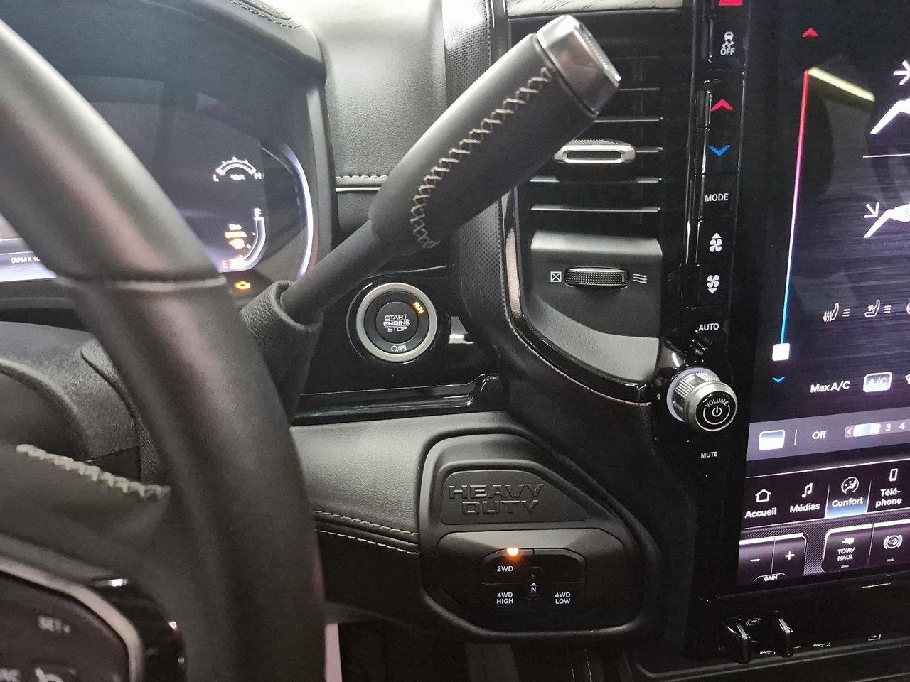 2025 Ram 3500 LIMITED-14