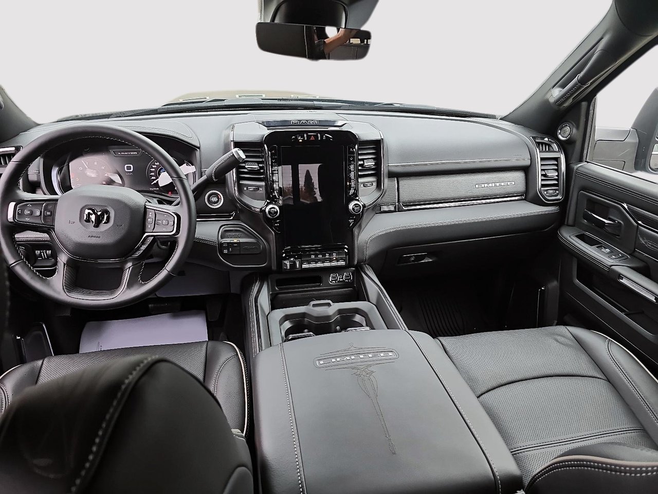 Ram 5500 Chassis LIMITED 4X4 CREW CAB // 60 CA // DIESEL 2024-9