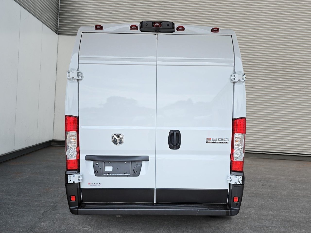 2025 Ram ProMaster Cargo Van TRADESMAN // 2500 // HIGH ROOF-2