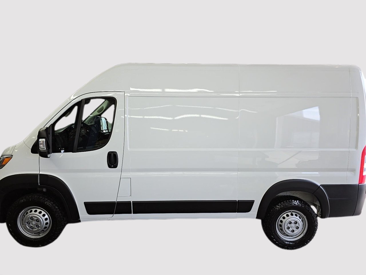 2025 Ram ProMaster Cargo Van TRADESMAN // 2500 // HIGH ROOF-4