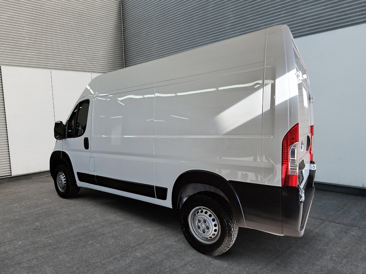 Ram ProMaster Cargo Van 2500 TRADESMAN // HIGH ROOF 2025-3