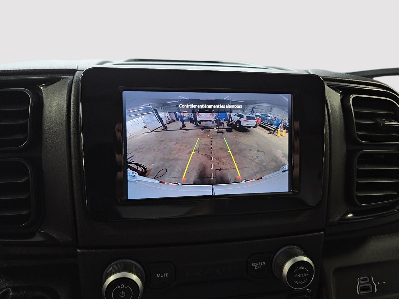 2025 Ram ProMaster Cargo Van TRADESMAN // 3500 // HIGH ROOF-16