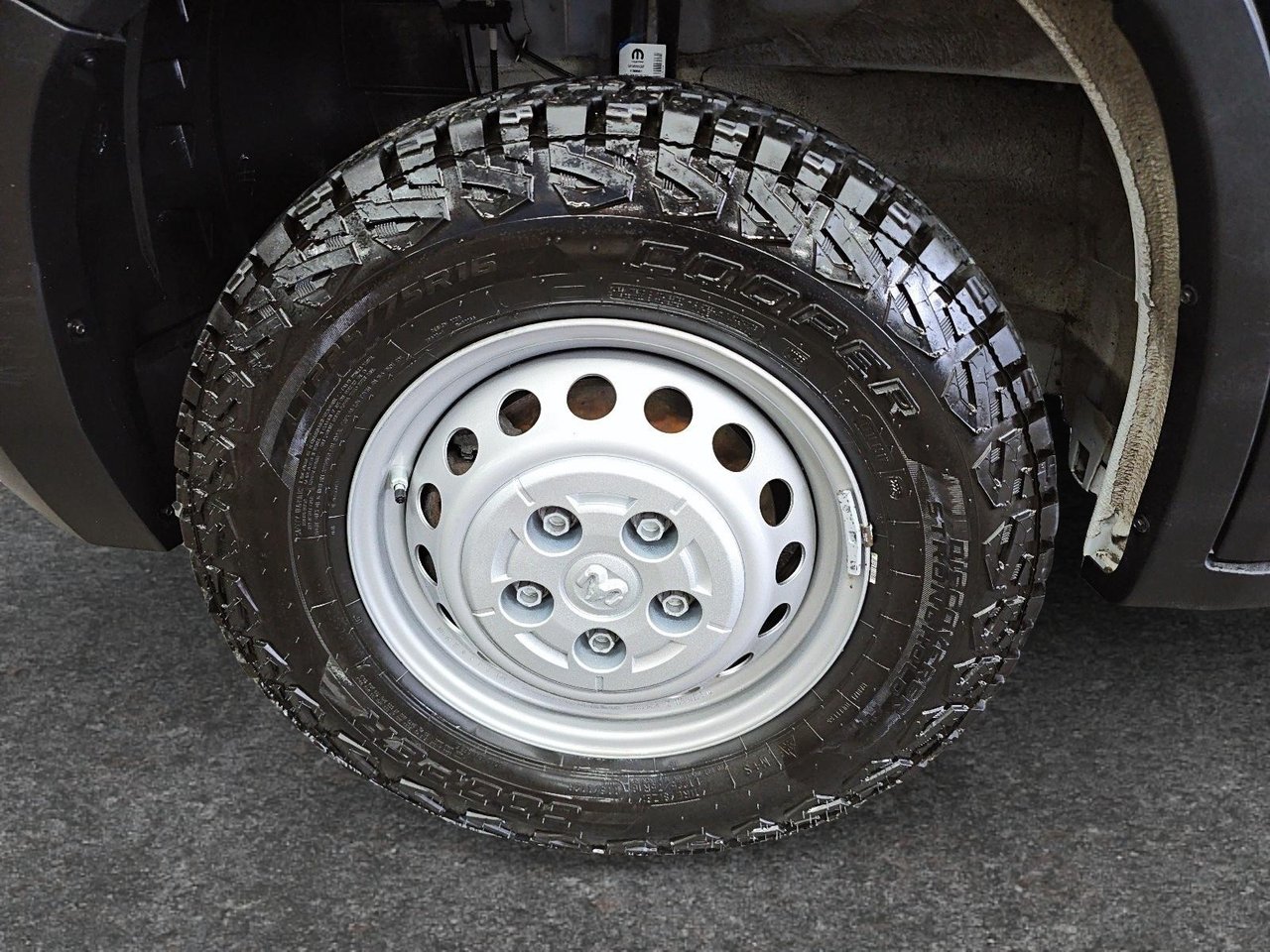 Ram ProMaster Cargo Van TRADESMAN // 2500 // HIGH ROOF 2025-6