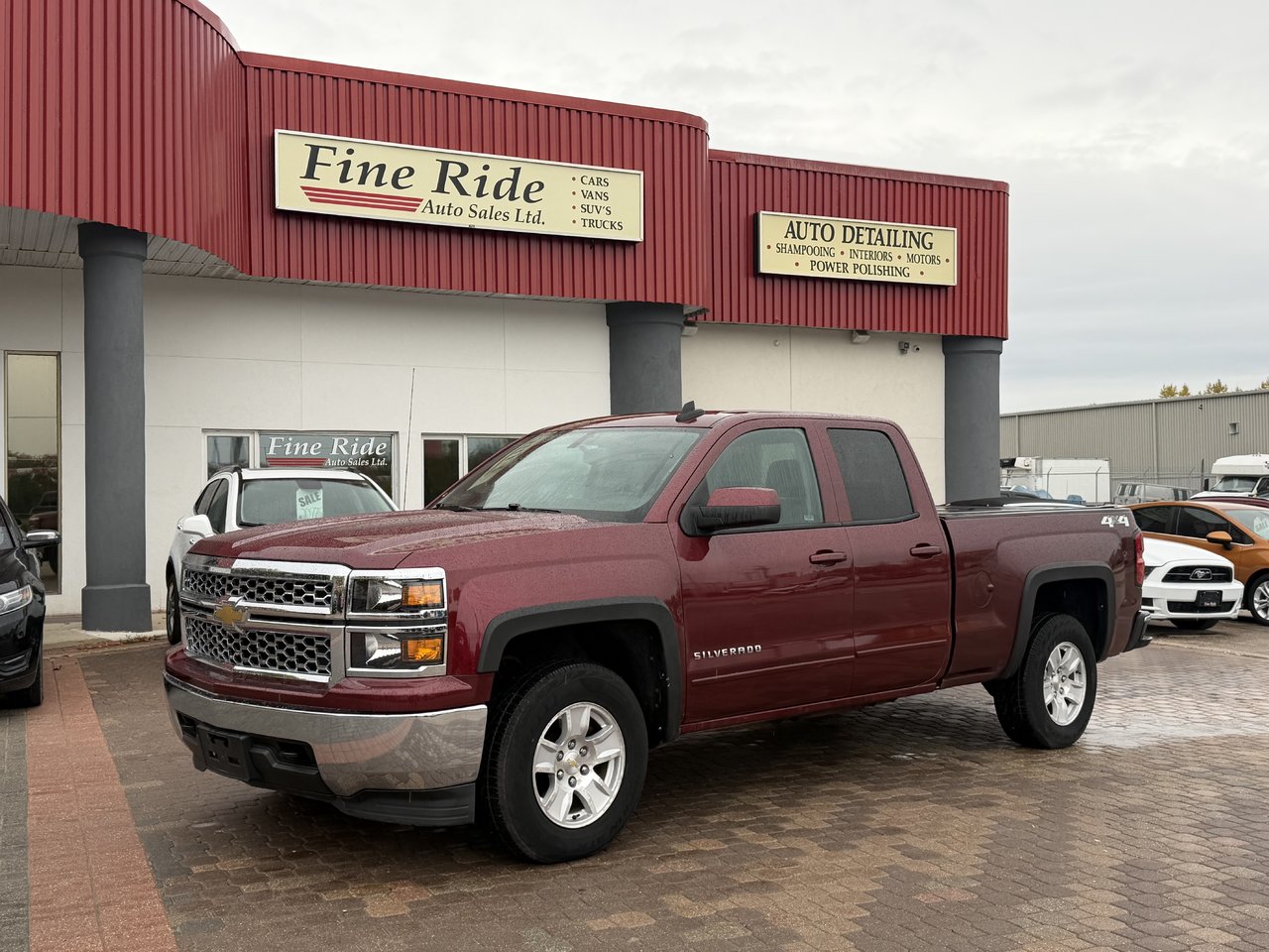  2015 Chevrolet Silverado 1500 Pickup Truck  Automatic