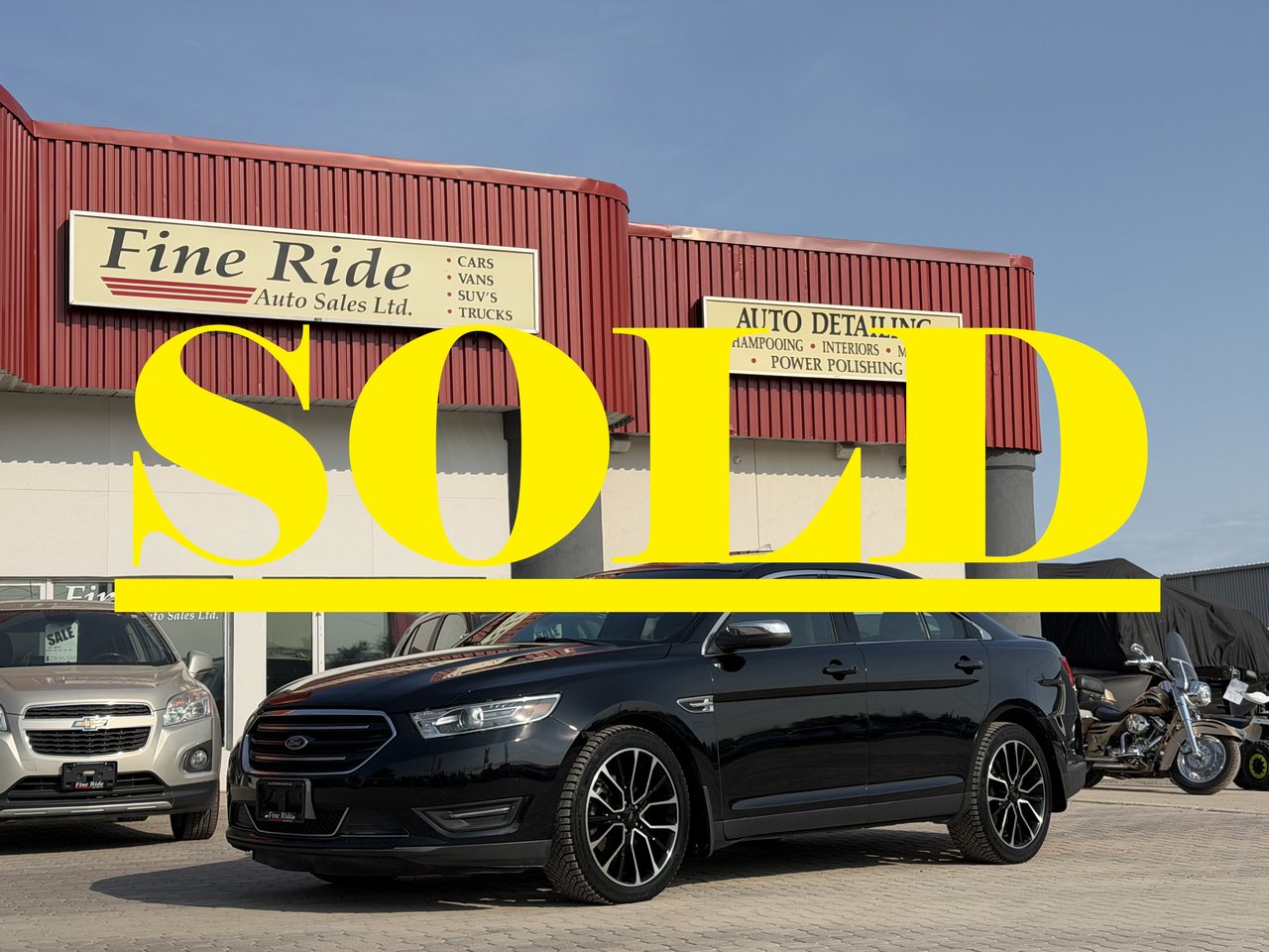  2017 Ford Taurus Limited AWD   