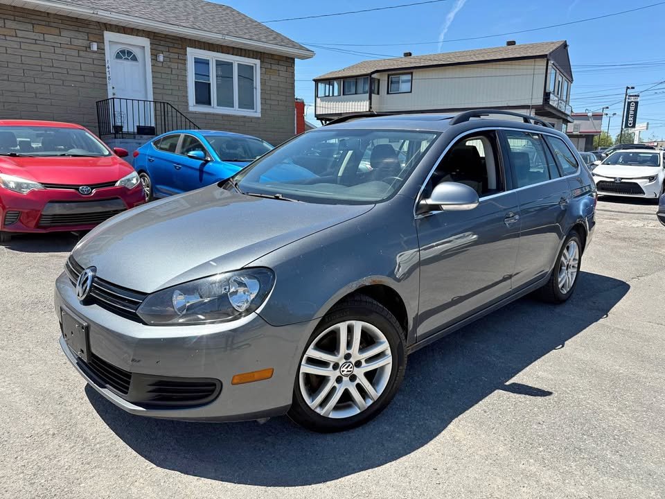 Gray 2011 Volkswagen Golf Hatchback Automatic