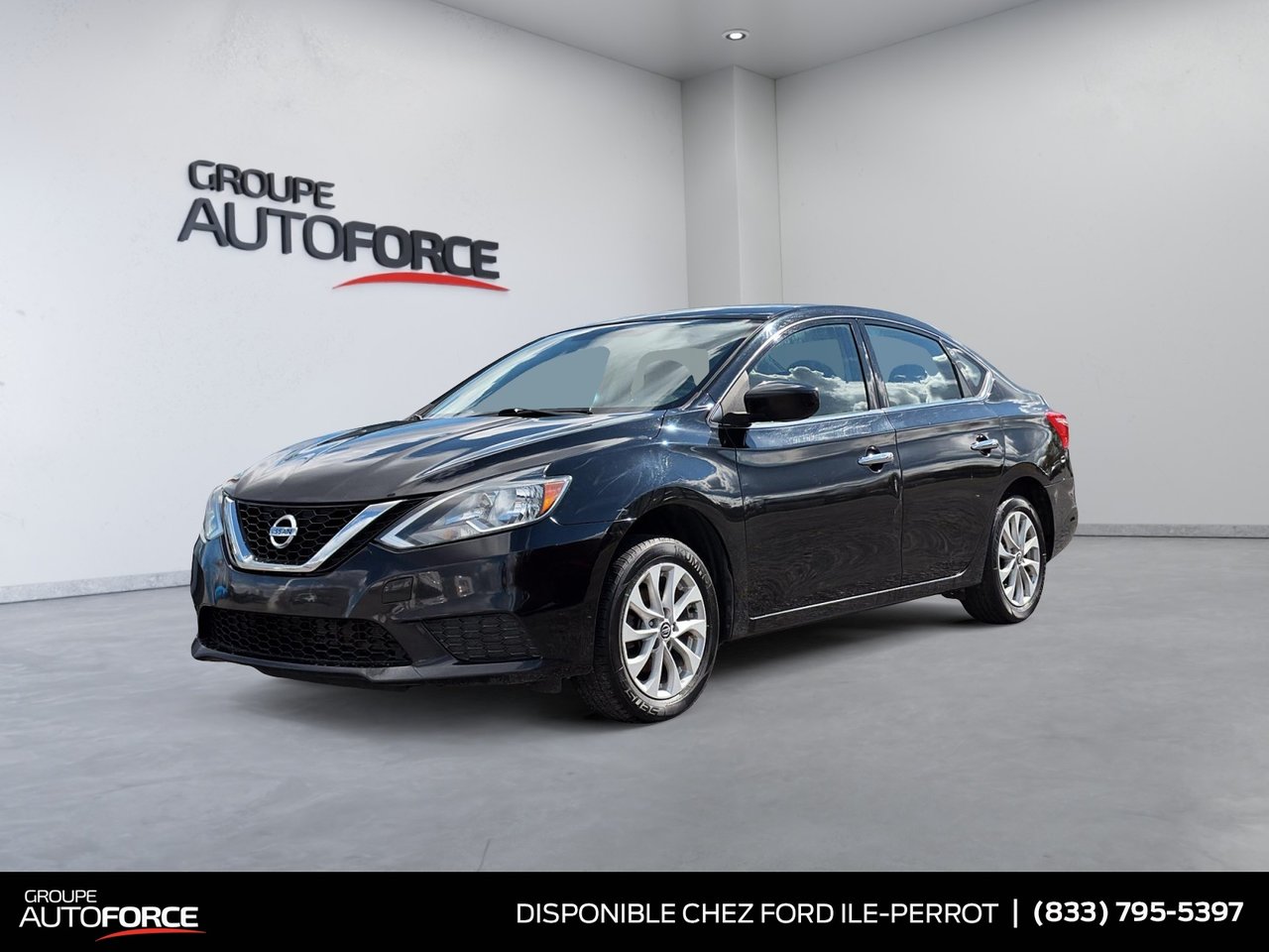 Super Black 2016 Nissan Sentra Sedan Front-Wheel Drive 