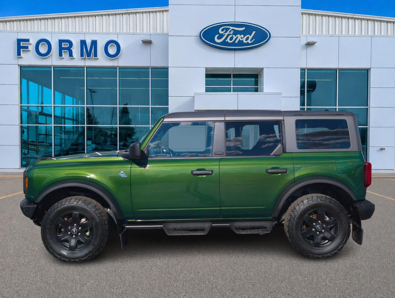 2024 Ford Bronco Black Diamond 4-Door 4WD
