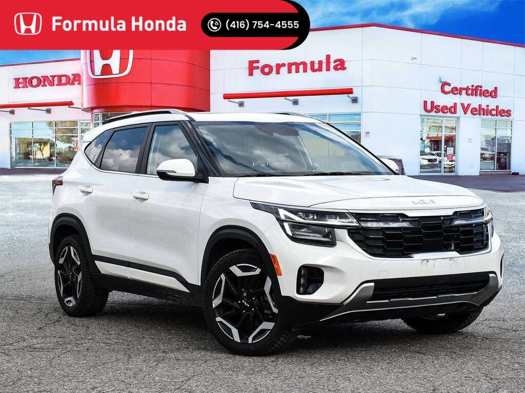 White 2024 Kia Seltos SUV / Crossover All-Wheel Drive Automatic