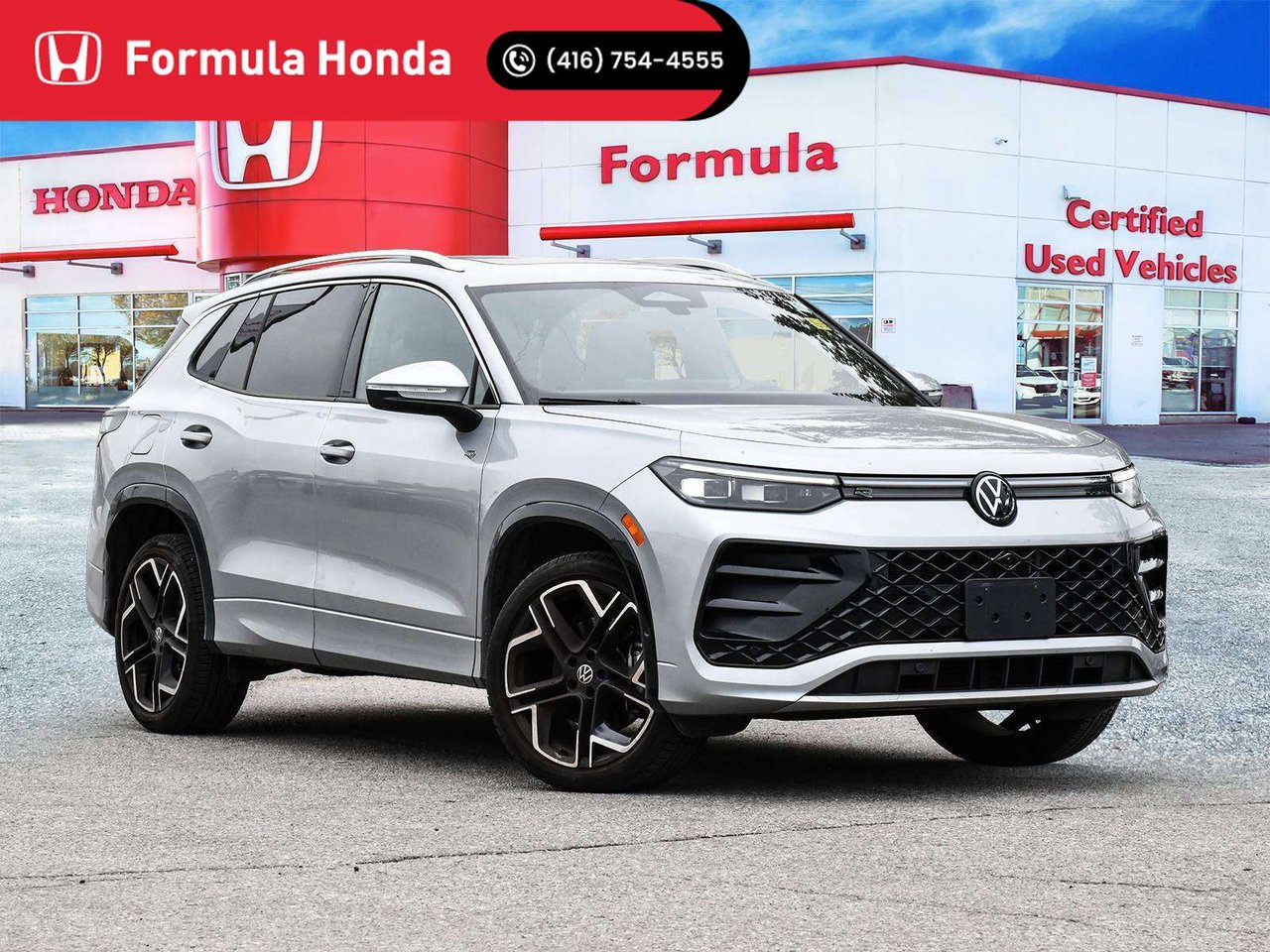 Pyrite Silver Metallic 2026 Volkswagen Tiguan SUV / Crossover Automatic