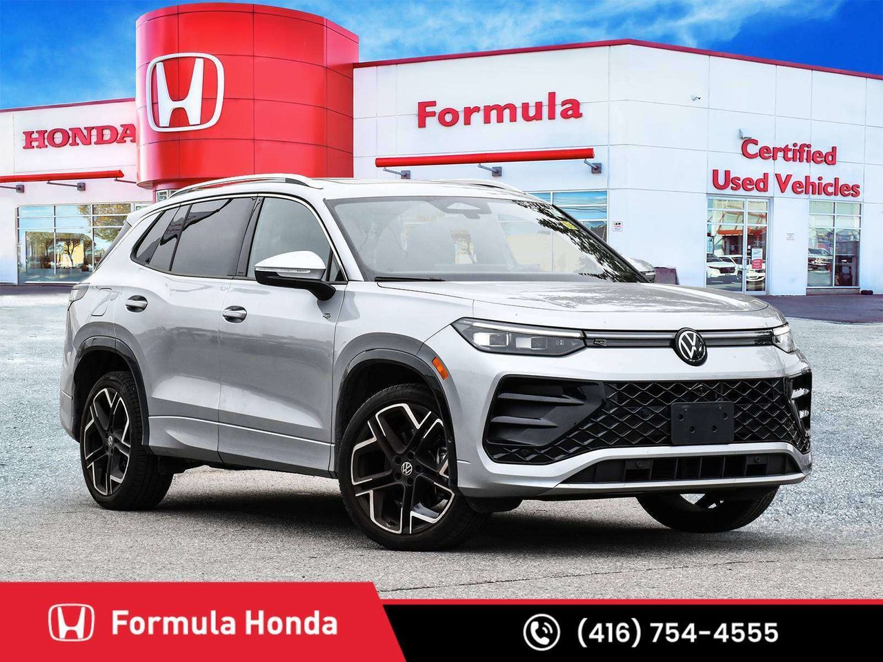 Pyrite Silver Metallic 2026 Volkswagen Tiguan SUV / Crossover Automatic