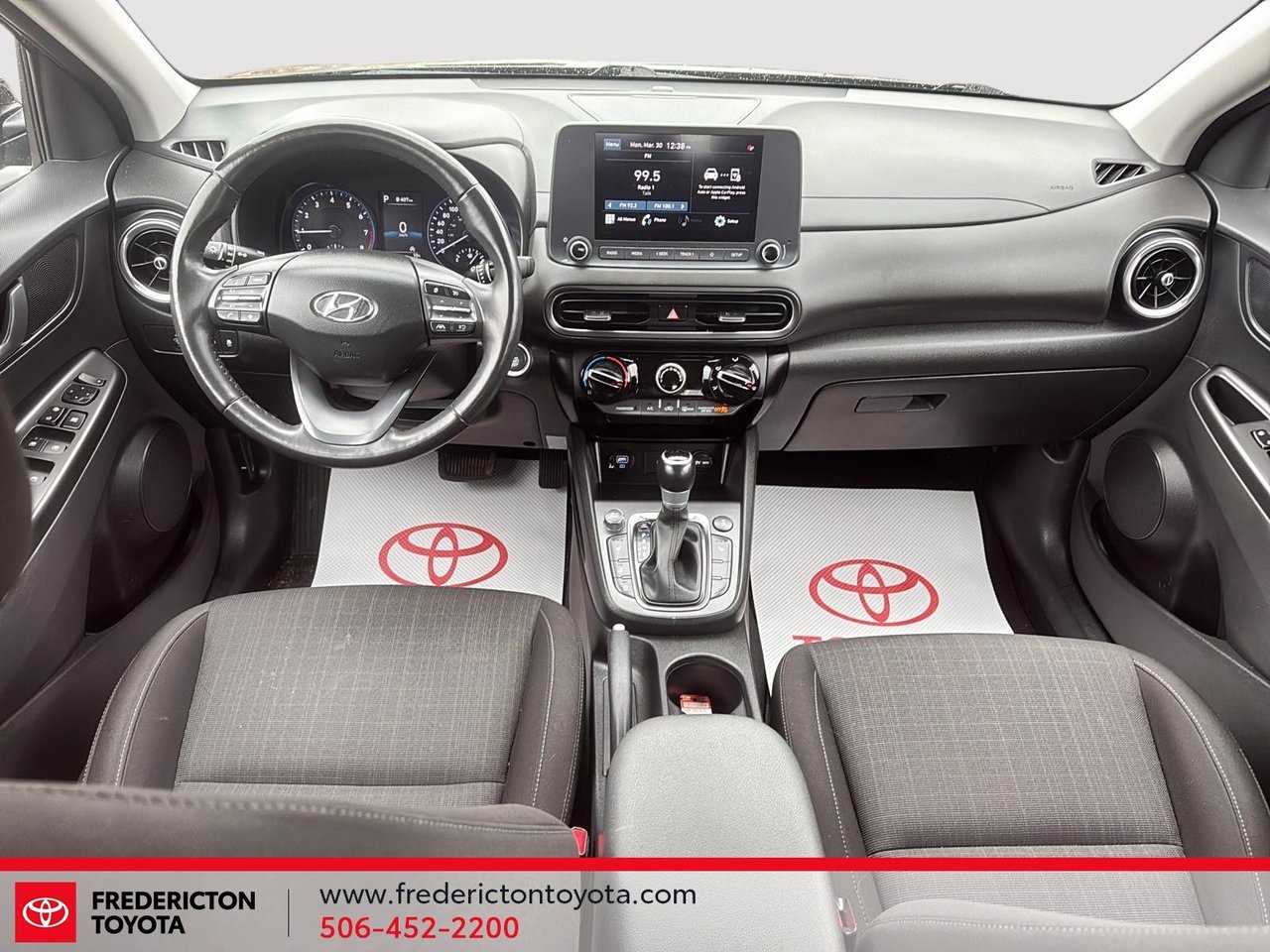 Hyundai Kona Preferred 2023-8