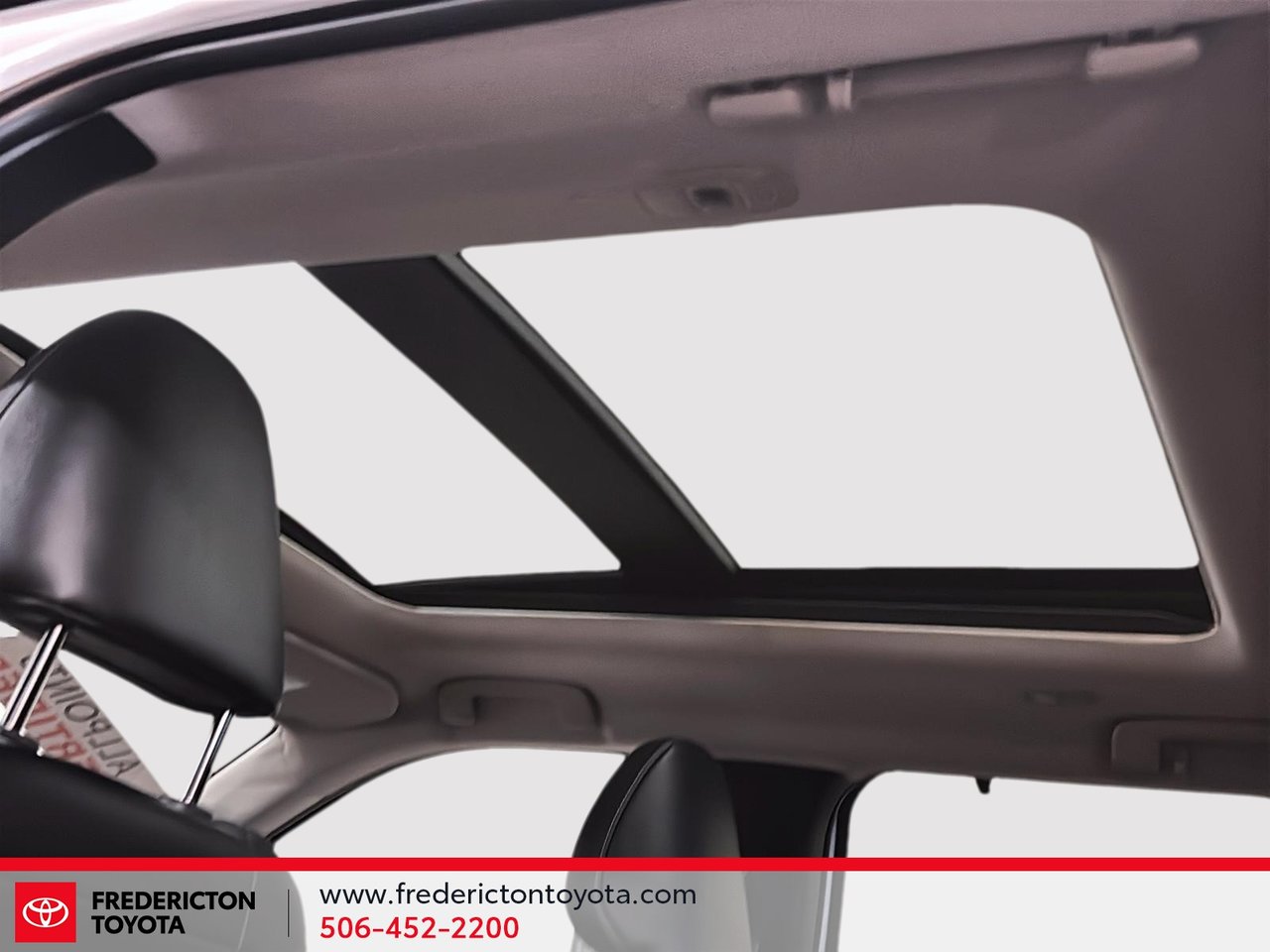 Mitsubishi Outlander  2024-14