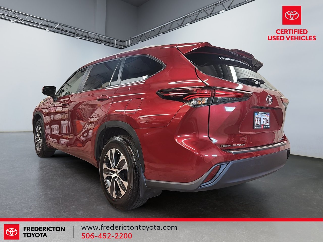2024 Toyota Highlander XLE-3