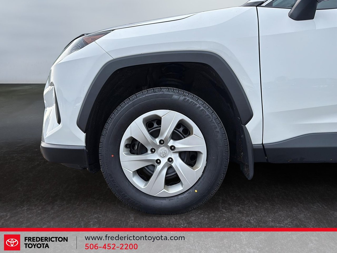 2023 Toyota RAV4 LE-6