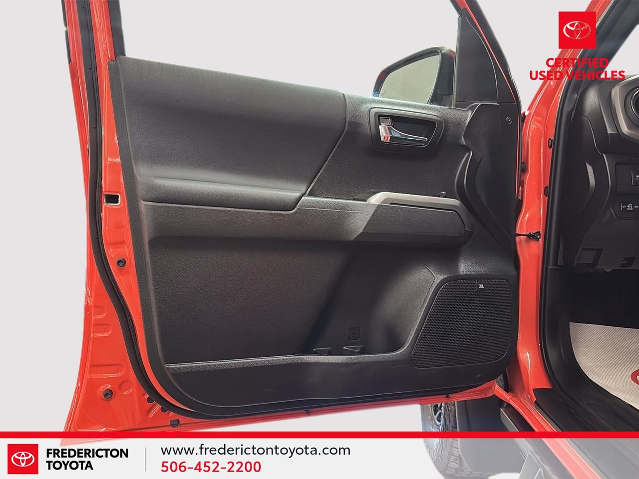 Toyota Tacoma DOUBLE CAB 6A SB 2023-8