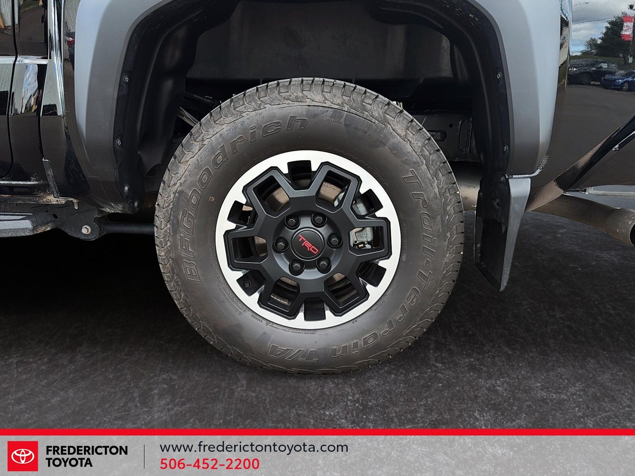 Toyota Tacoma TRD OFF-ROAD 2025-6