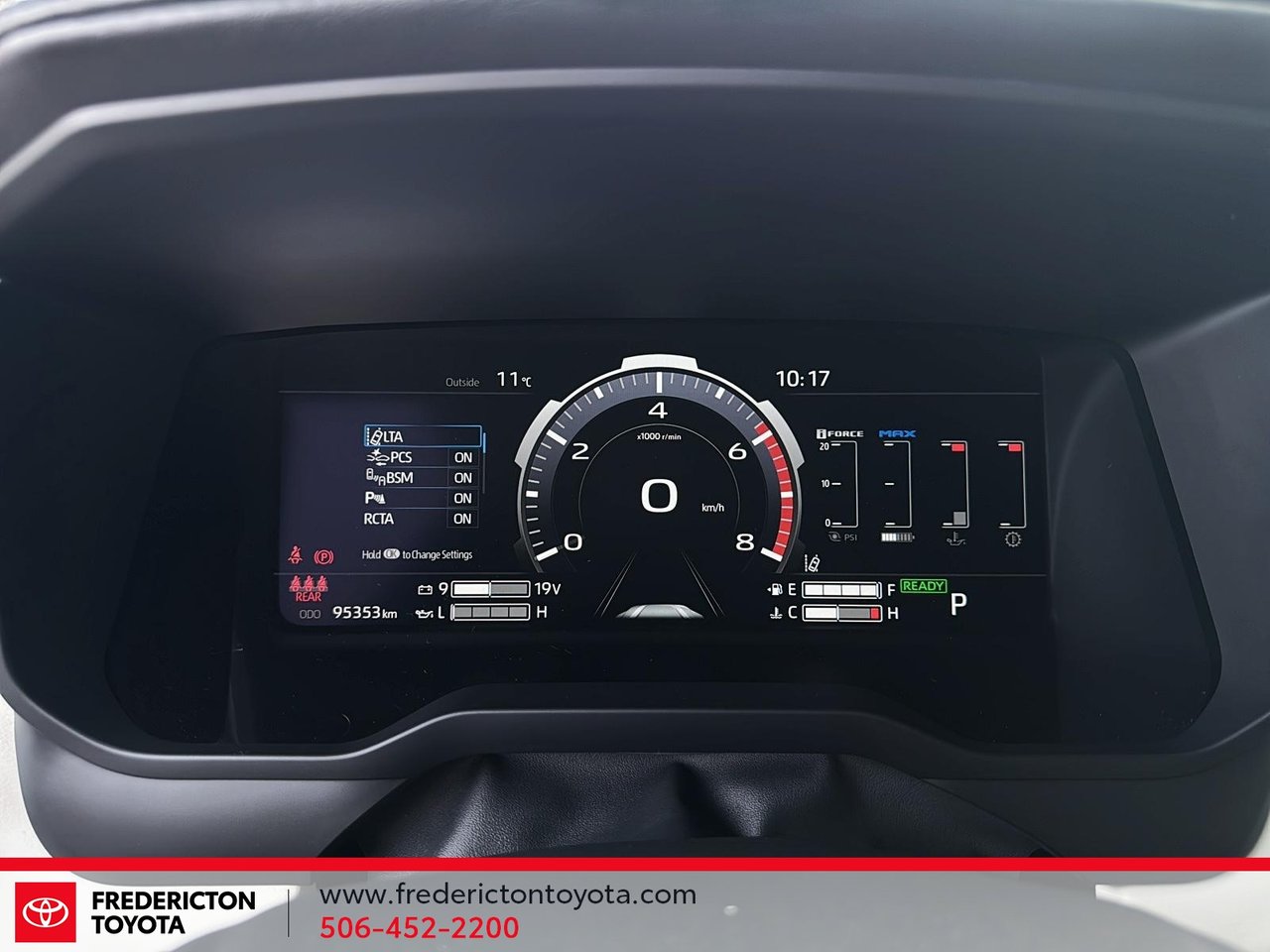 Toyota Tundra Capstone Hybrid 2023-13