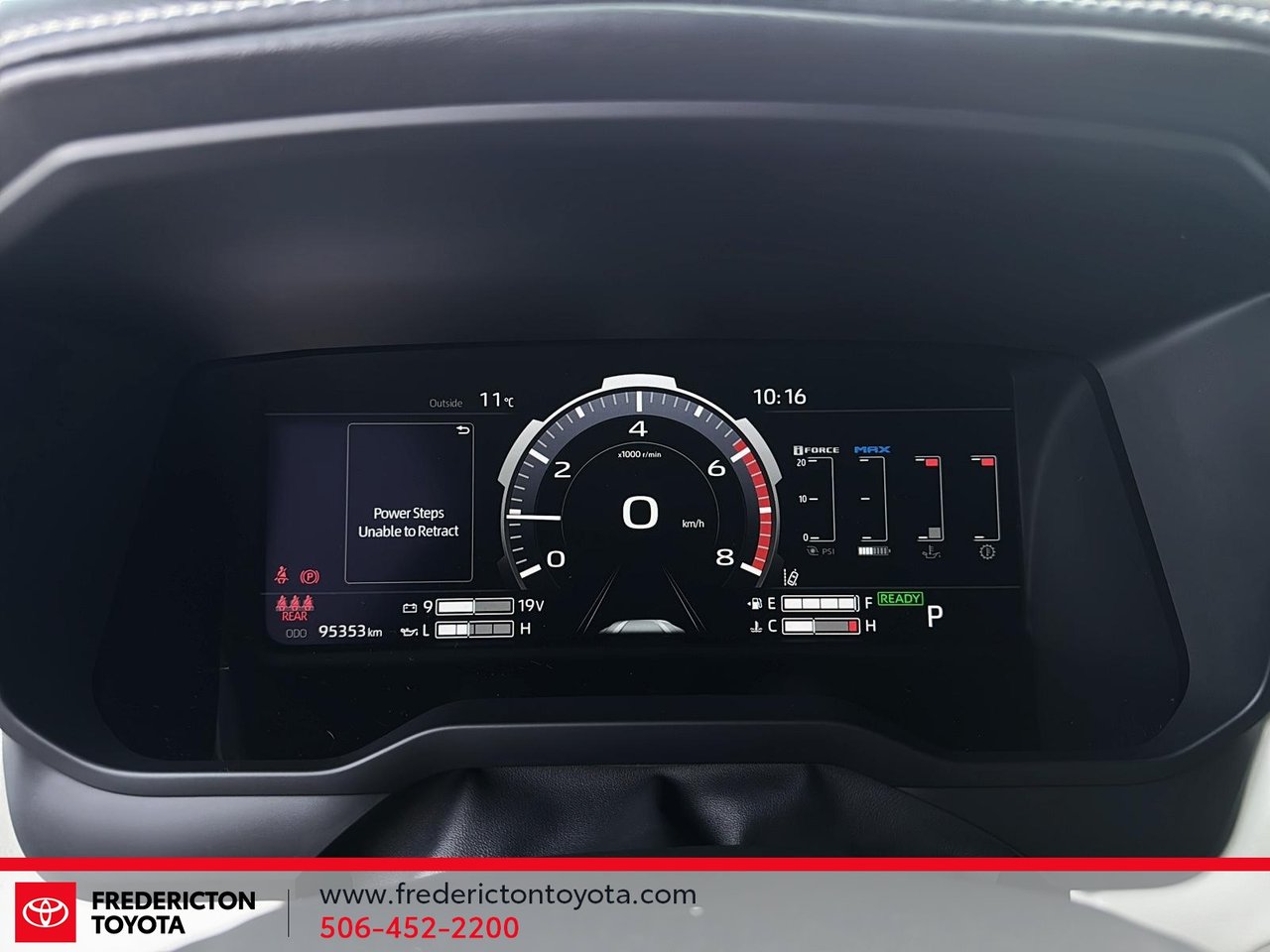 Toyota Tundra Capstone Hybrid 2023-12