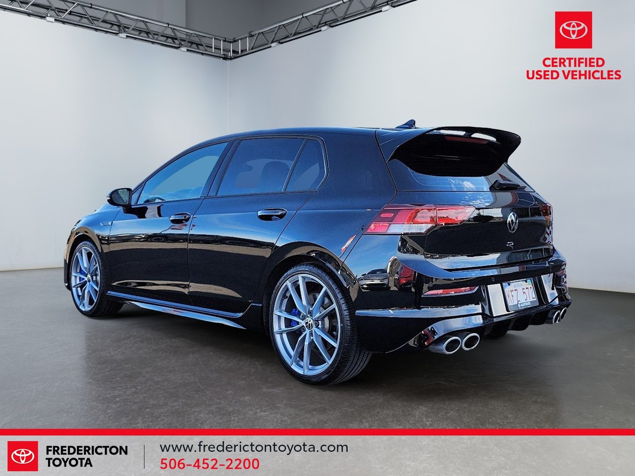 2024 Volkswagen Golf R BASE-3