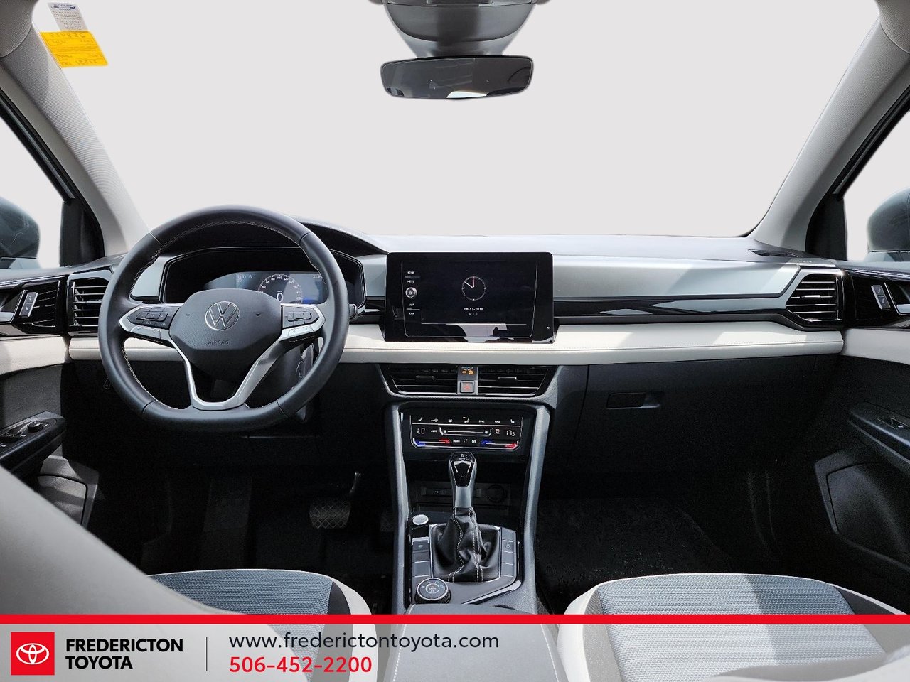 2025 Volkswagen Taos Trendline-8