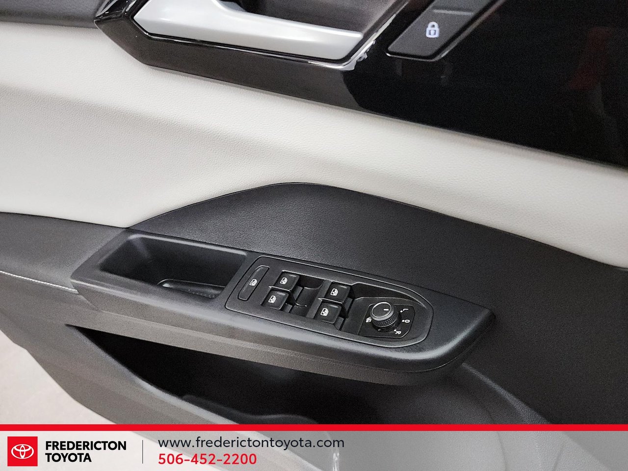 2025 Volkswagen Taos Trendline-10
