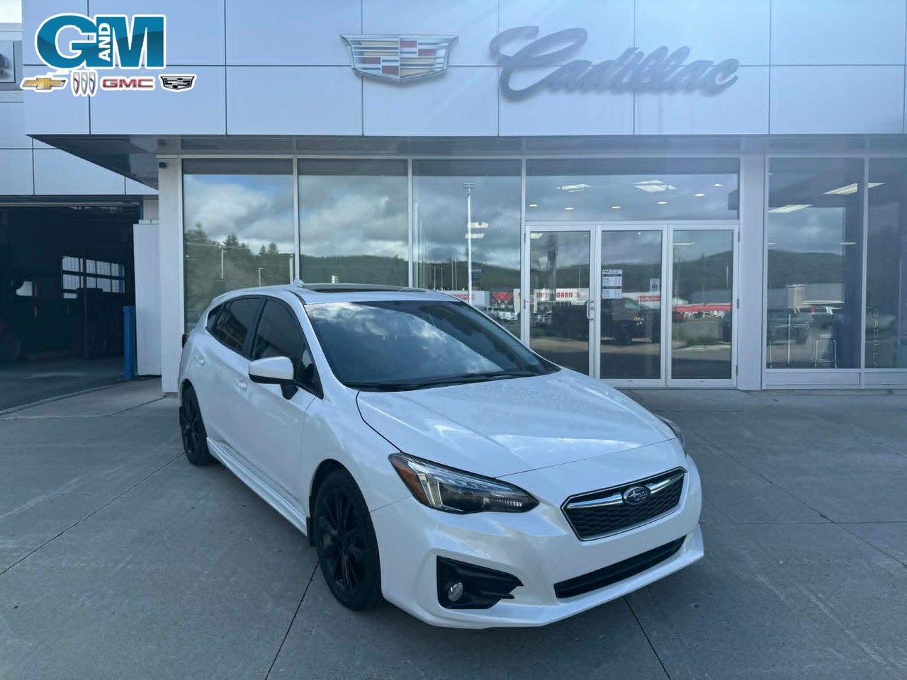 Crystal White Pearl 2019 Subaru Impreza Hatchback