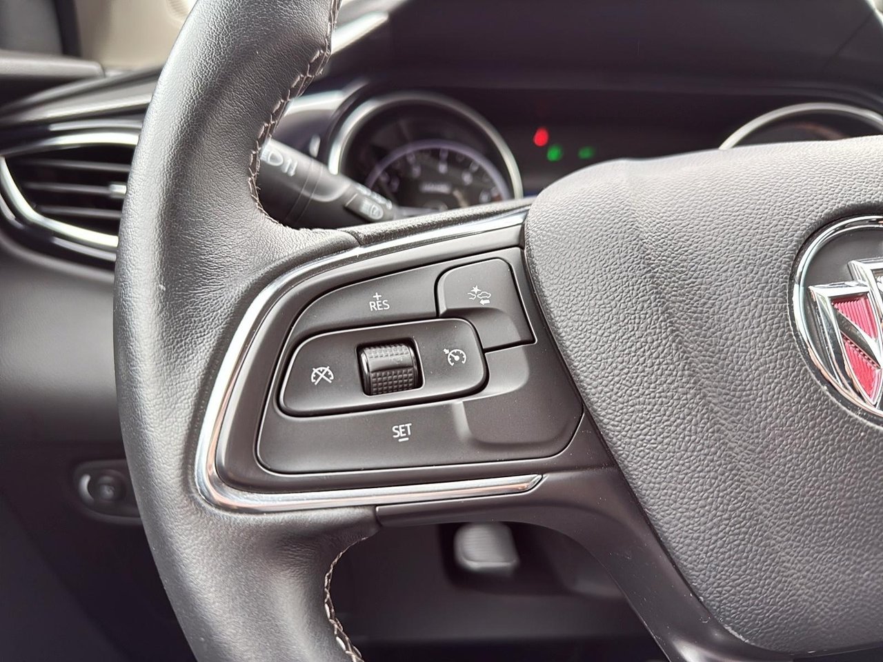 Buick Encore GX Preferred 2023-13