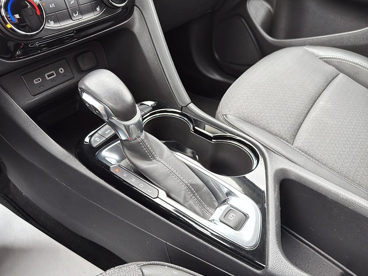 Buick Encore GX Preferred 2023-17