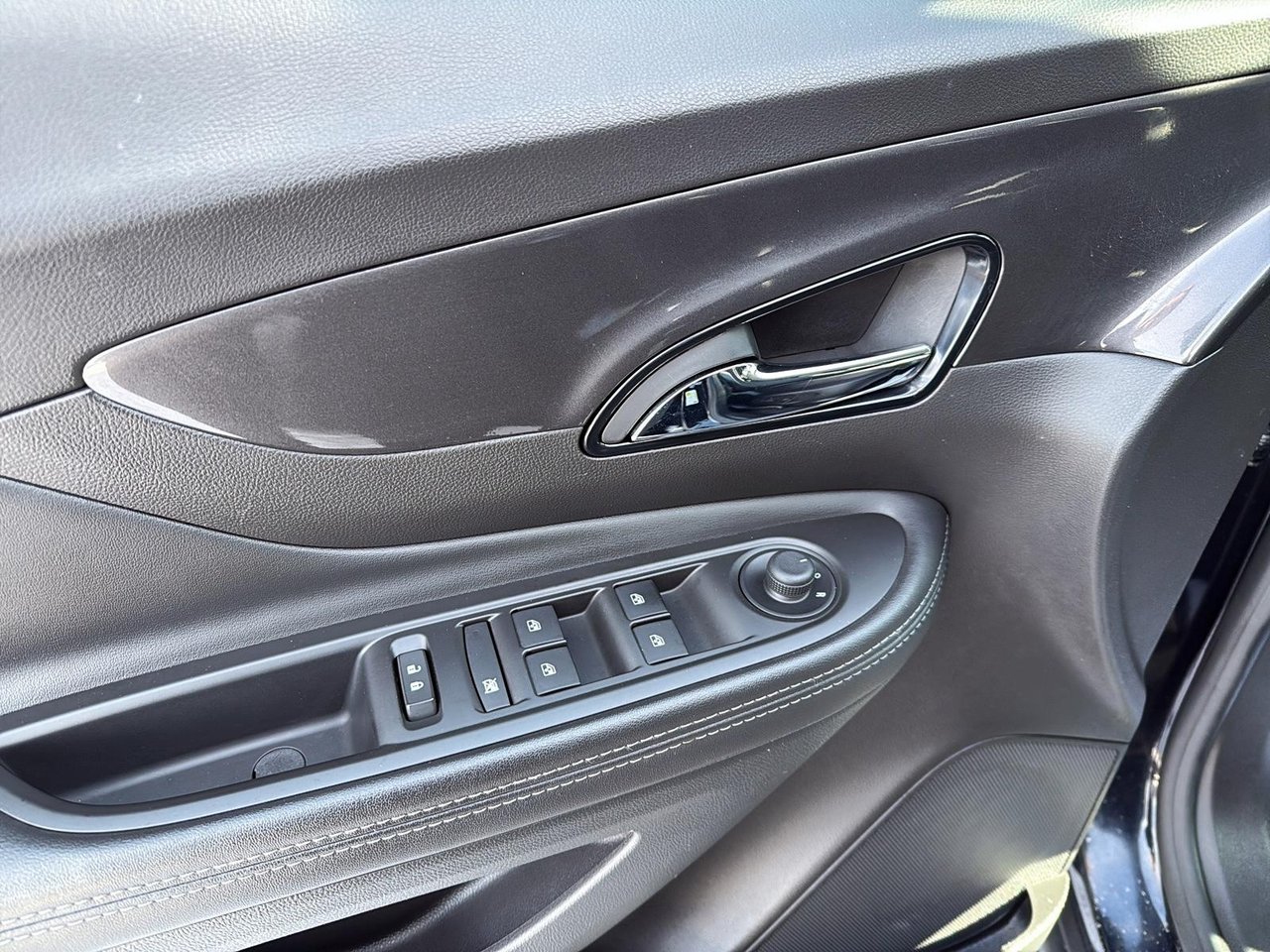 2021 Buick Encore Preferred-10