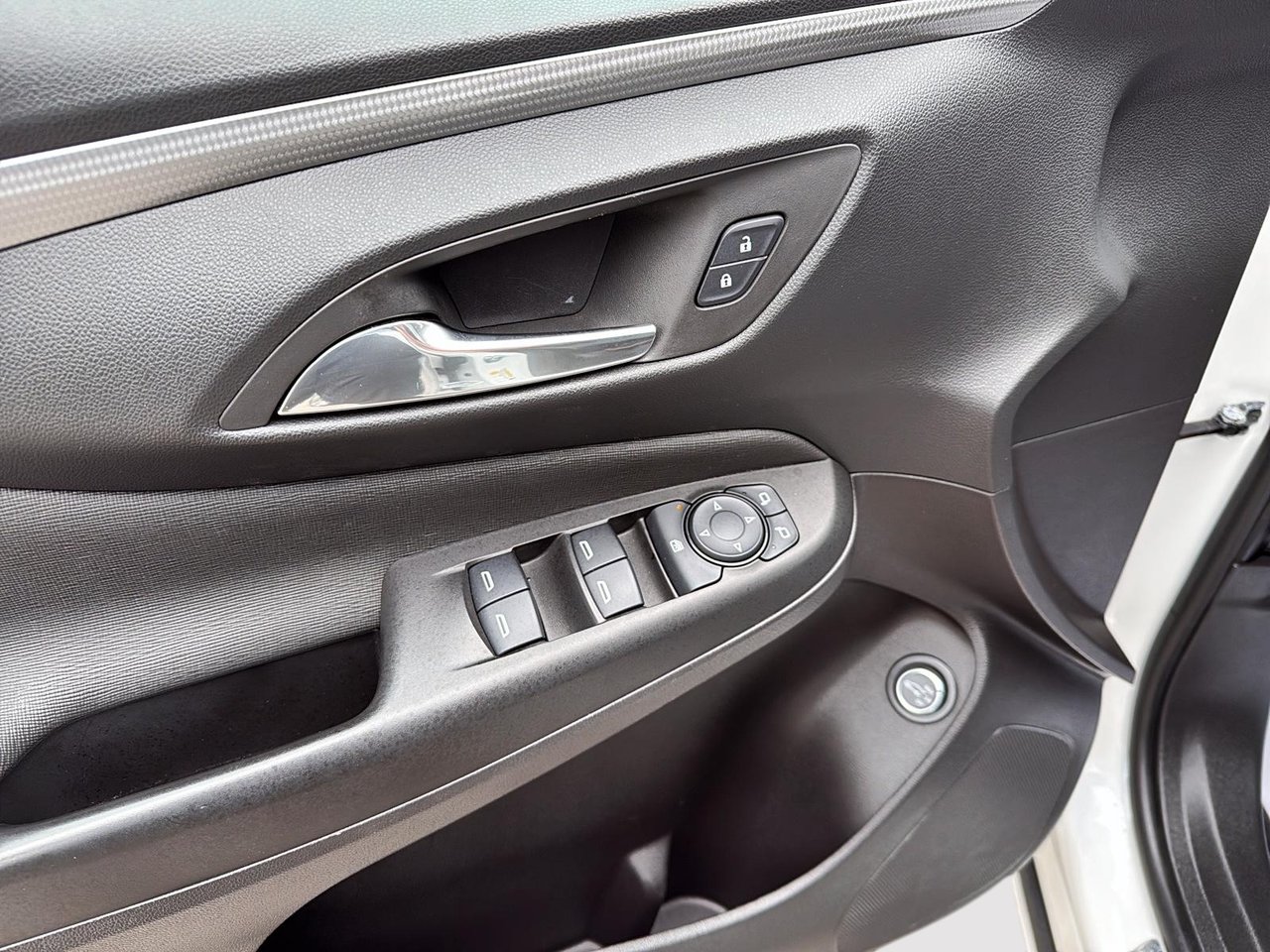 2025 Buick Envista Avenir-9