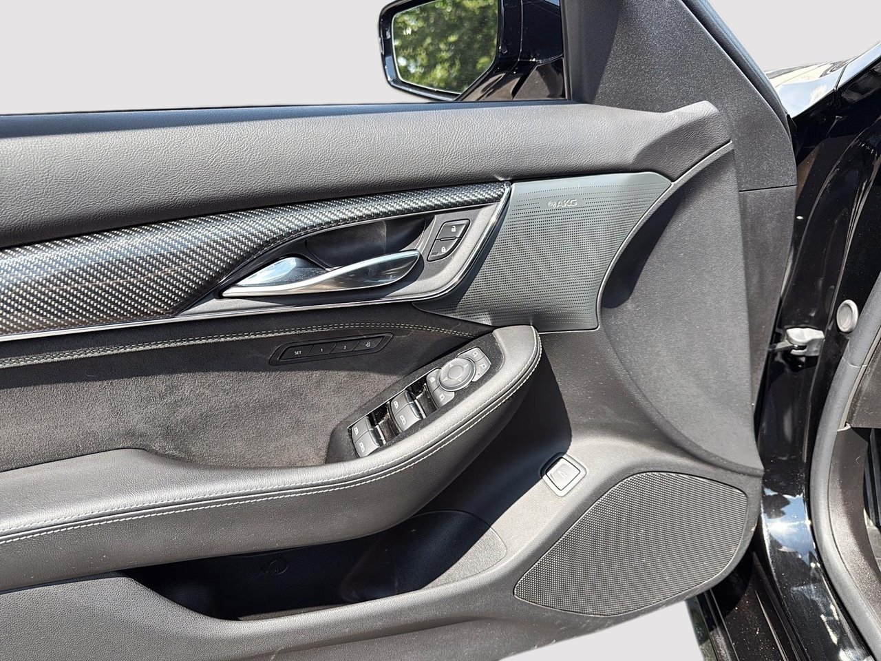 2025 Cadillac CT5-V-10
