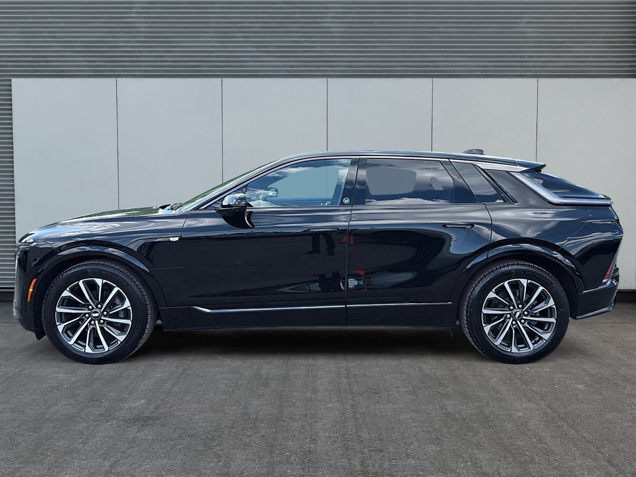 Cadillac LYRIQ Sport 2024-4