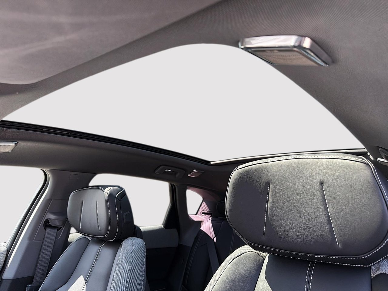 Cadillac OPTIQ Luxury 2025-12