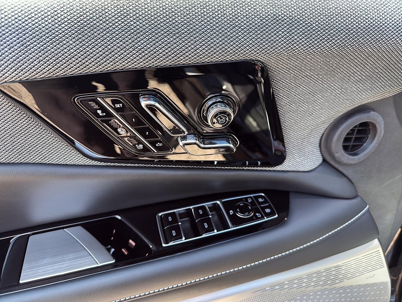 Cadillac OPTIQ Luxury 2025-9