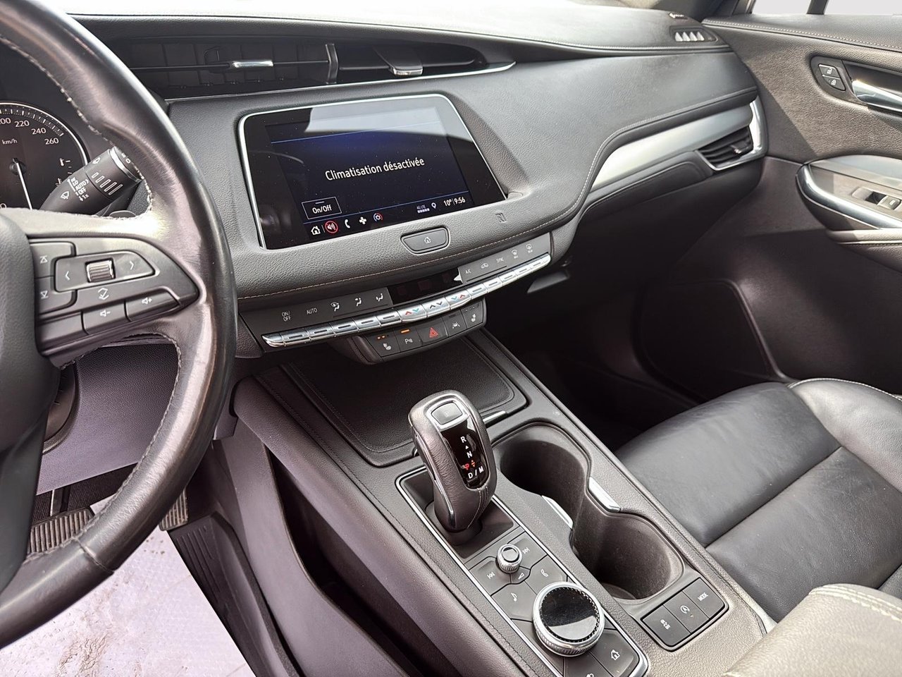 Cadillac XT4 AWD Premium Luxury 2019-12