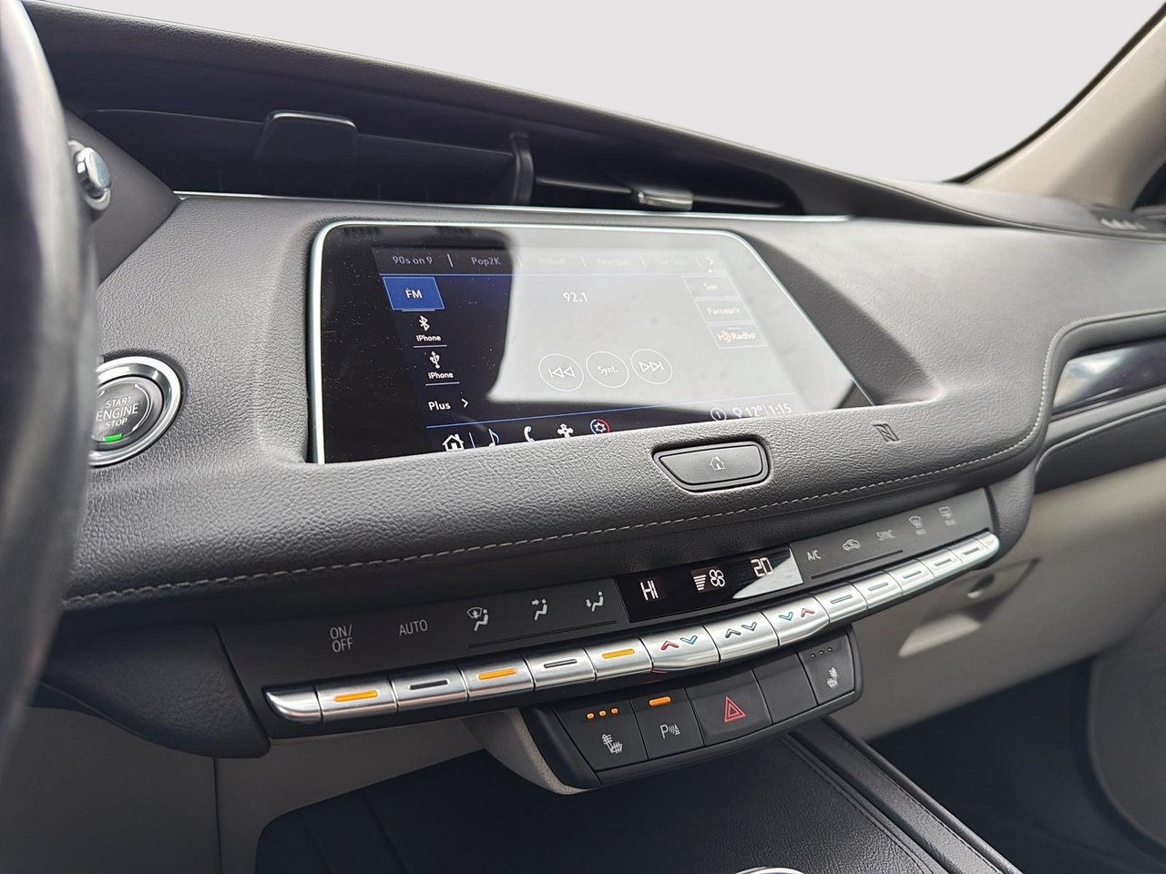 Cadillac XT4 AWD Luxury 2020-15
