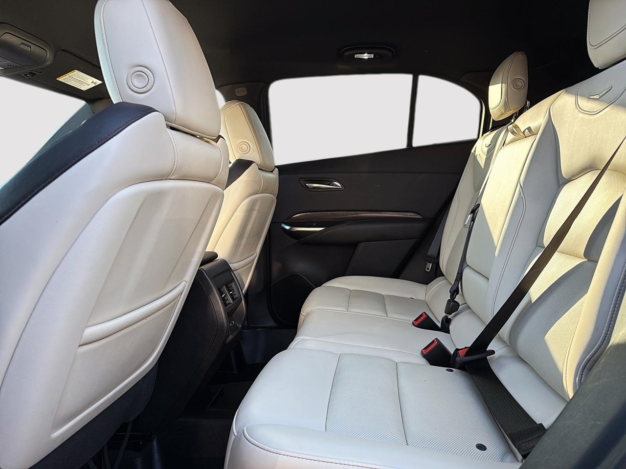 2022 Cadillac XT4 AWD Sport-9