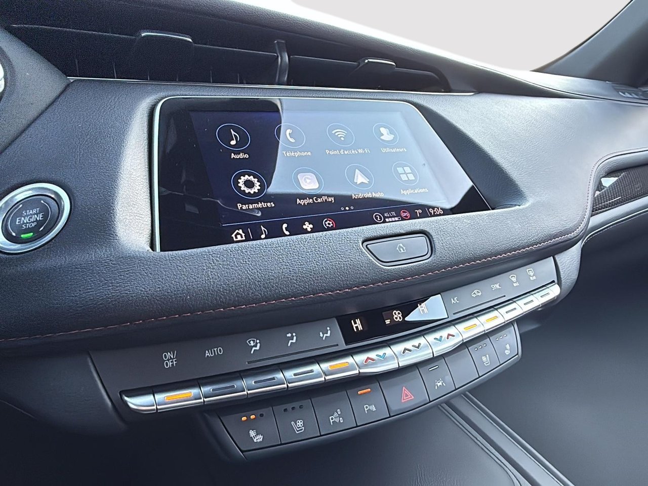 2022 Cadillac XT4 AWD Sport-15