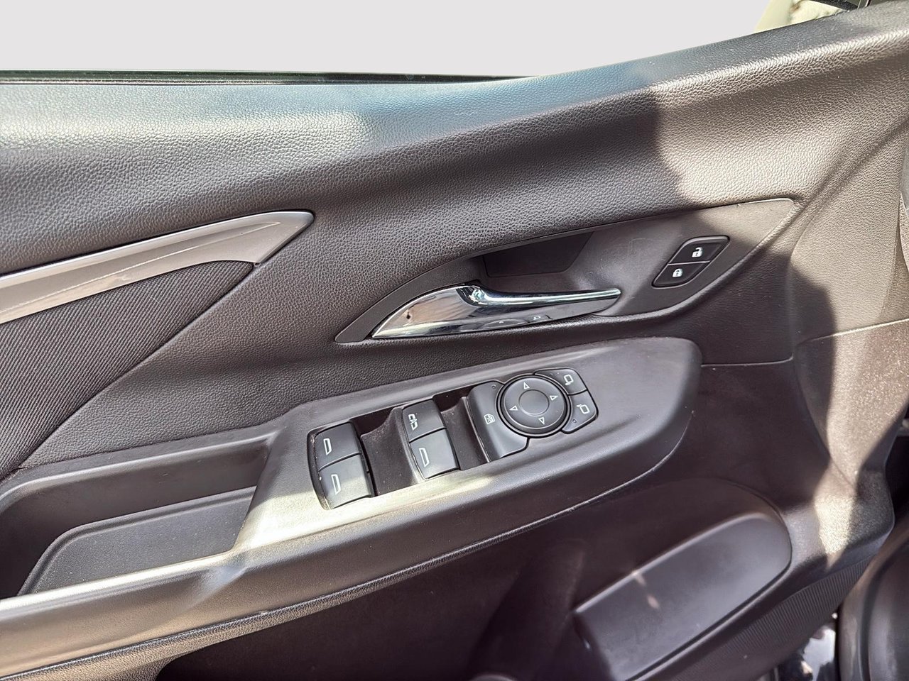 Chevrolet Bolt EV 1LT 2023-11