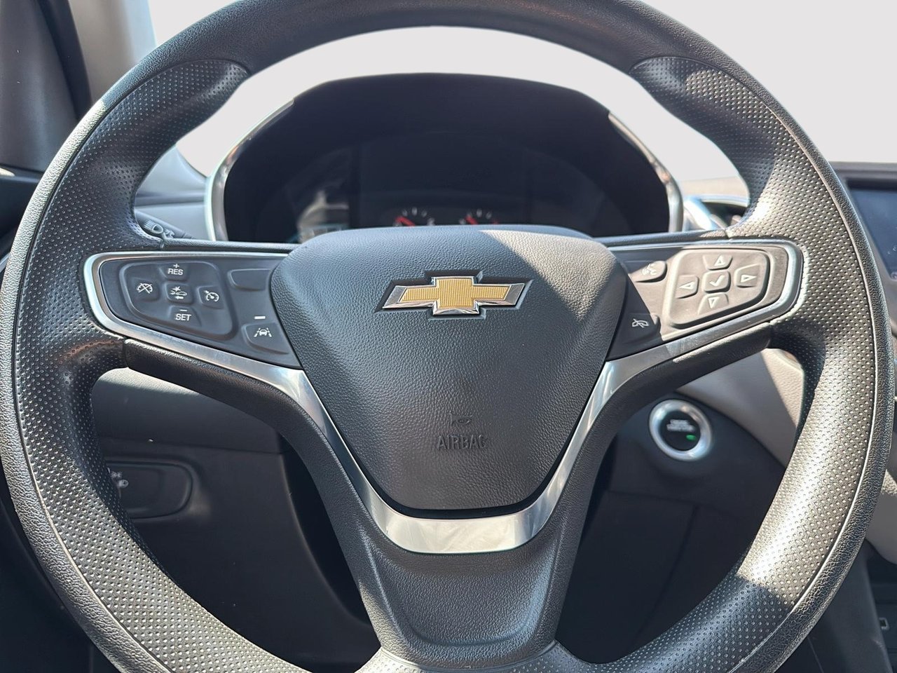 Chevrolet Equinox LS 2024-13