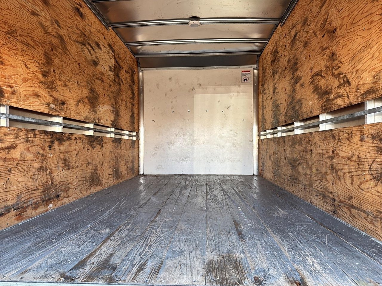 2023 Chevrolet EXPRESS CUTAWAY 3500 BASE-7