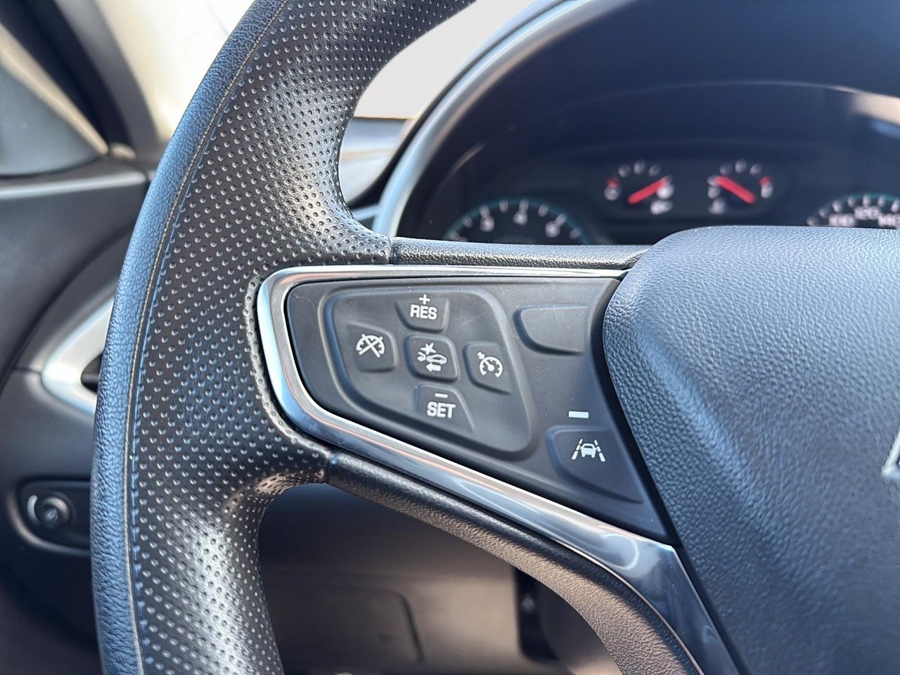 2024 Chevrolet Malibu LS-12