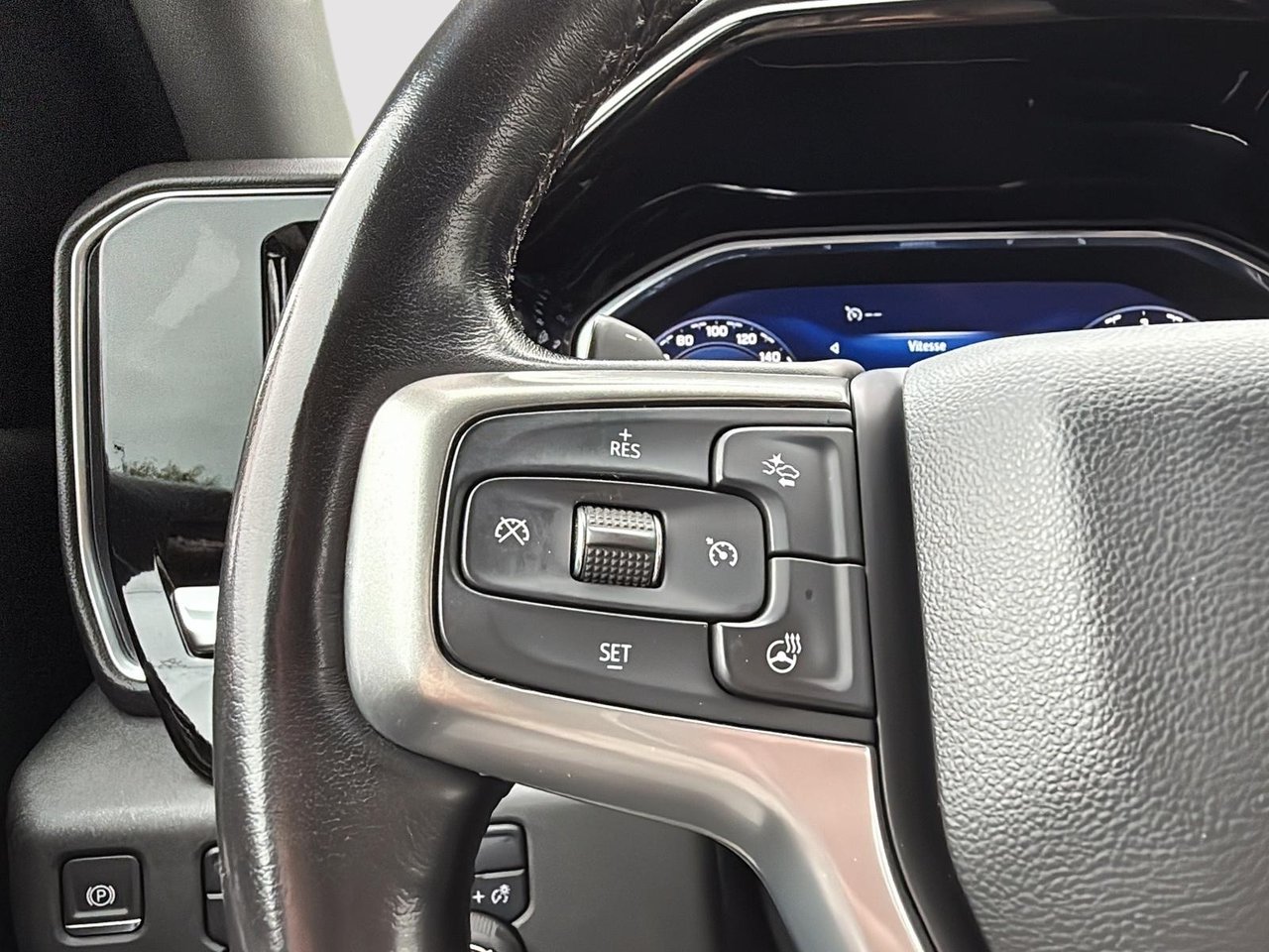 2022 Chevrolet Silverado 1500 RST-13