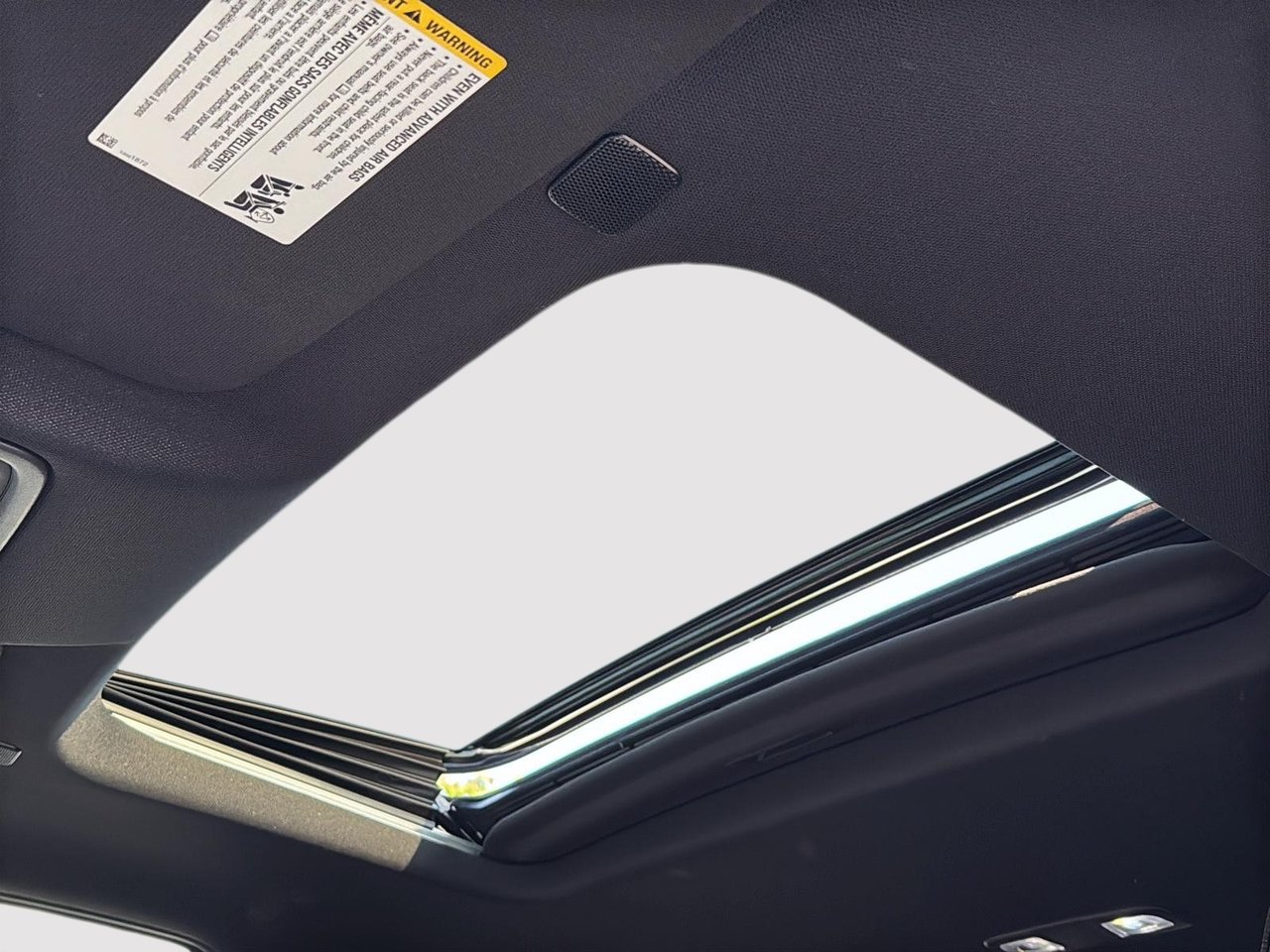 Chevrolet Silverado 1500 High Country 2024-17